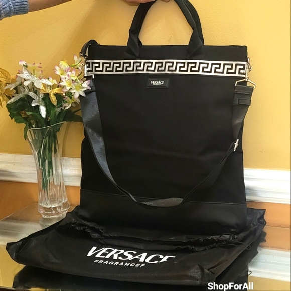 Versace - Picture 4 of 12